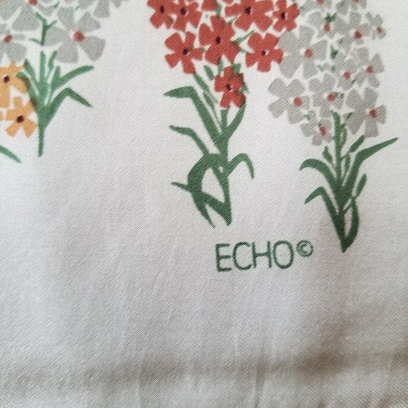 Vintage ECHO Scarf Neck Women Fashion Accessory Rolled Edges Flowers Botanical - Picture 6 of 7